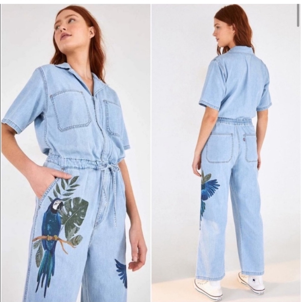 FARM Rio Light Blue Denim Jumpsuit with Parrot Print - Picture 2 of 8